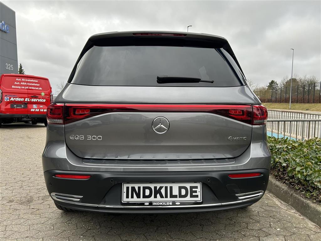 Mercedes-Benz EQB 300 billede 5