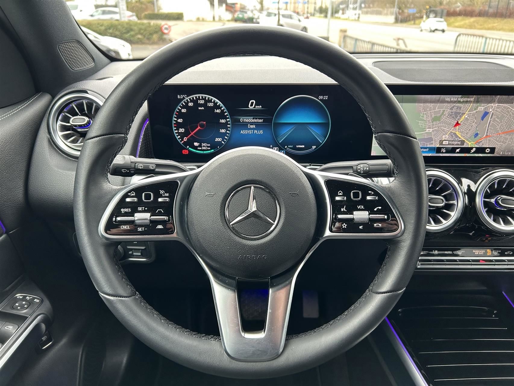 Mercedes-Benz EQB 300 billede 9