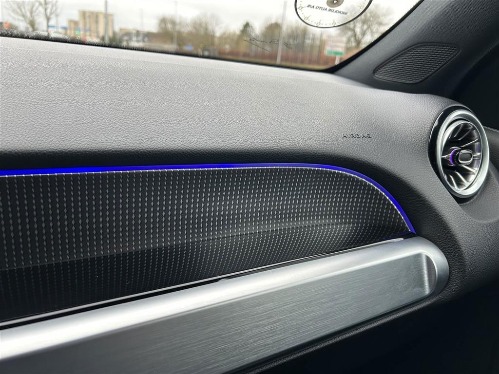 Mercedes-Benz EQB 300 billede 14