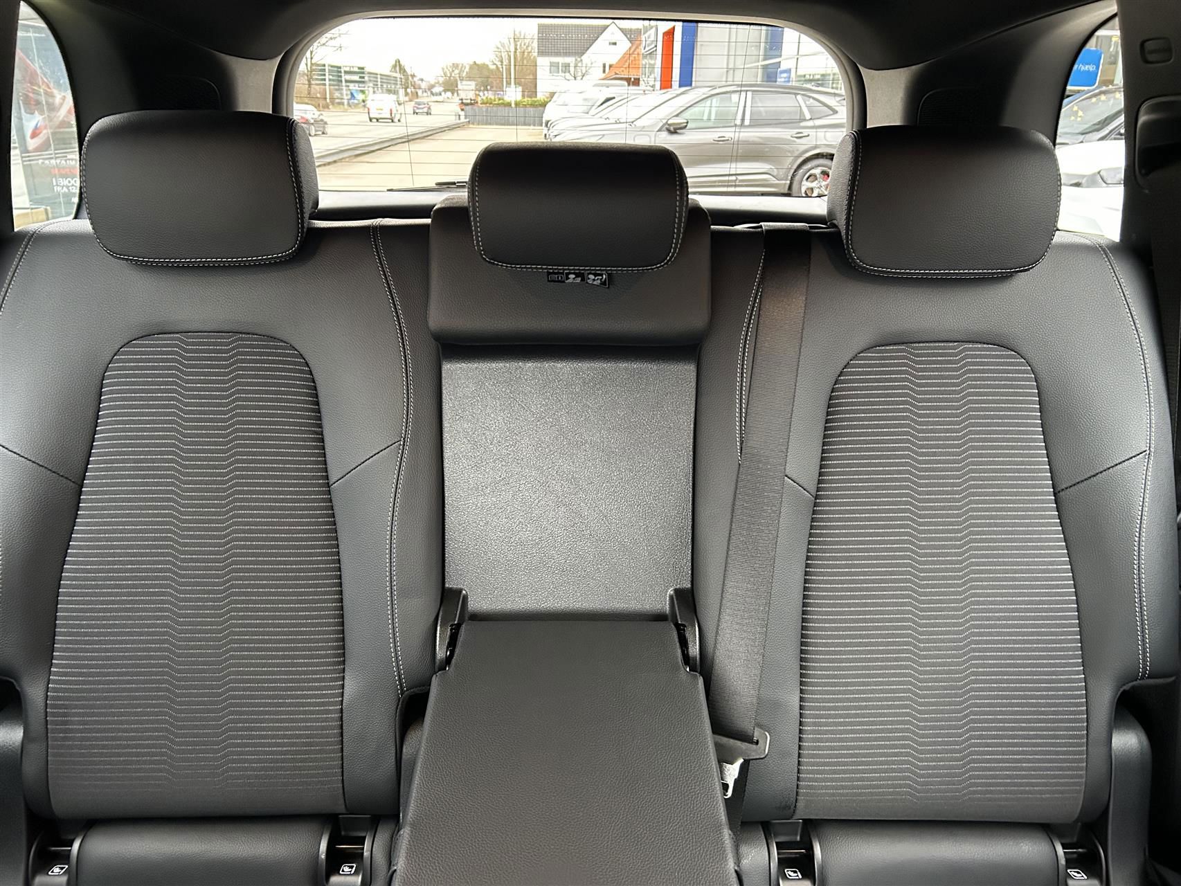 Mercedes-Benz EQB 300 billede 16