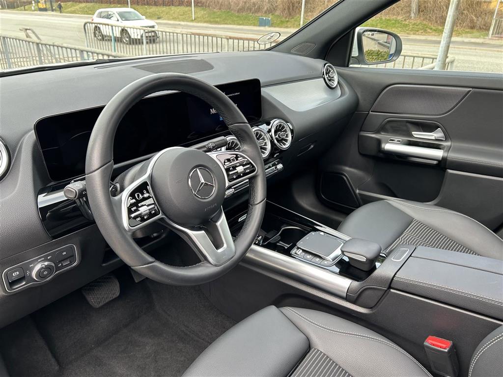 Mercedes-Benz EQA 250+ billede 8