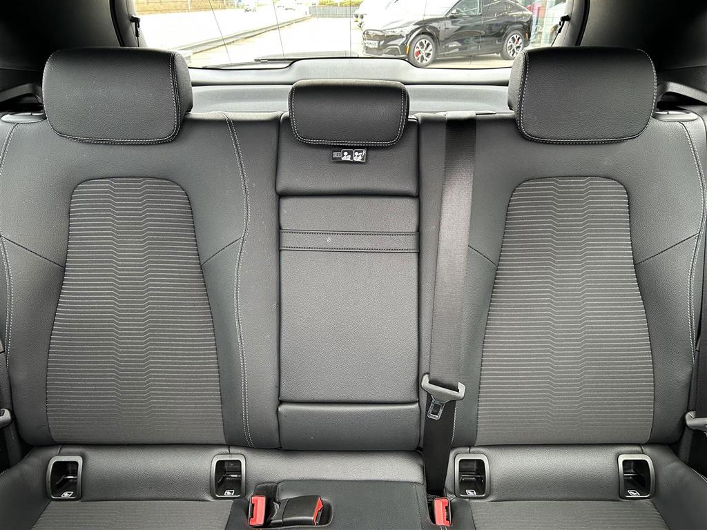 Mercedes-Benz EQA 250+ billede 15