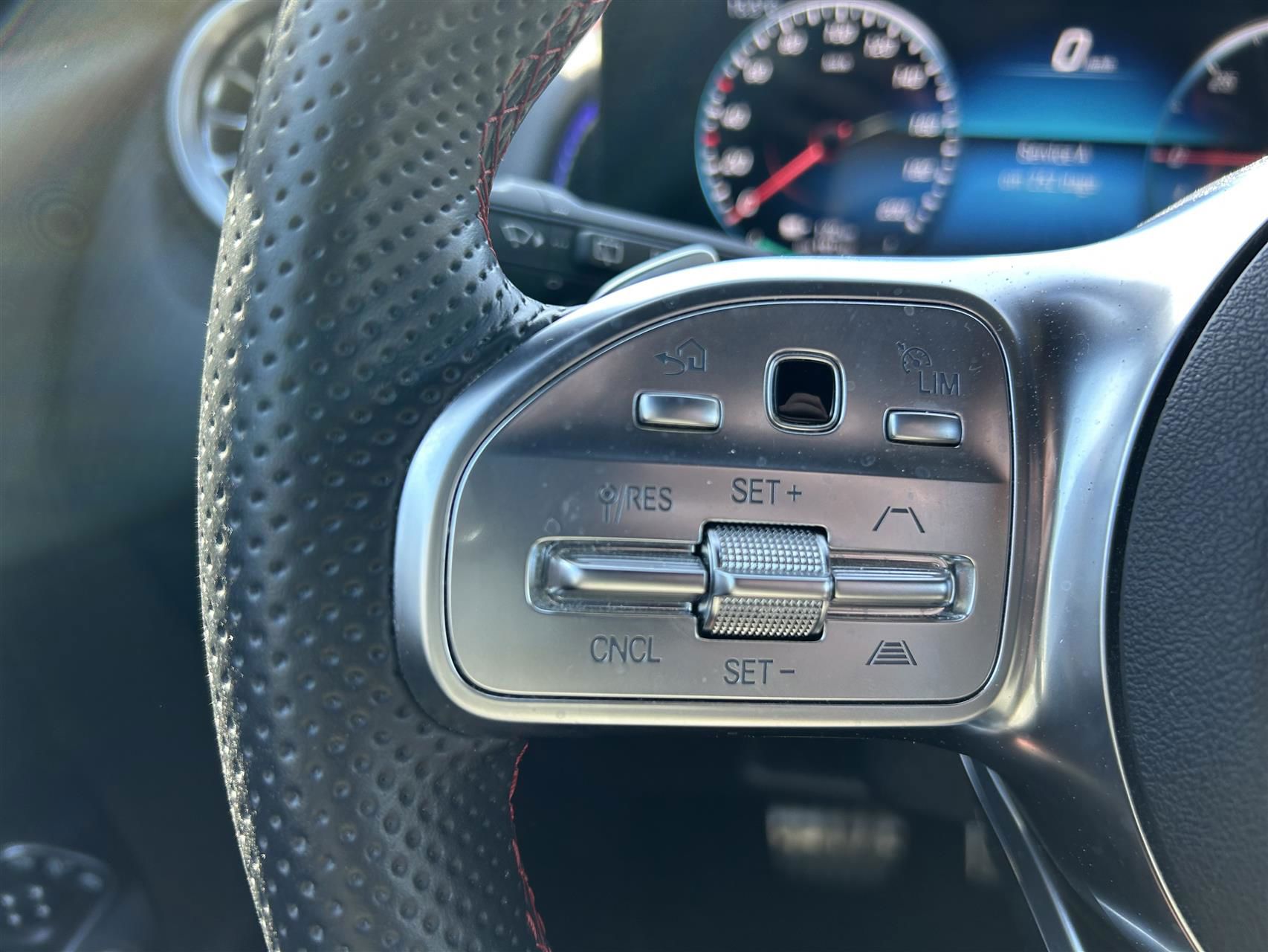 Mercedes-Benz EQB 300 billede 10