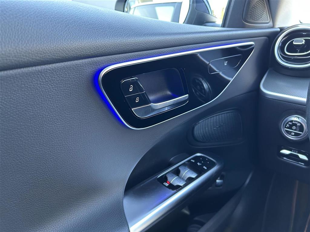 Mercedes-Benz C300 e billede 16