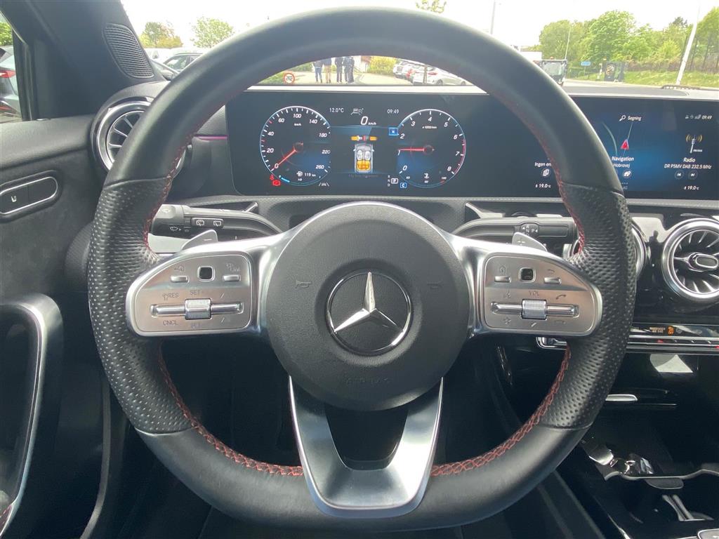 Mercedes-Benz A200 billede 10