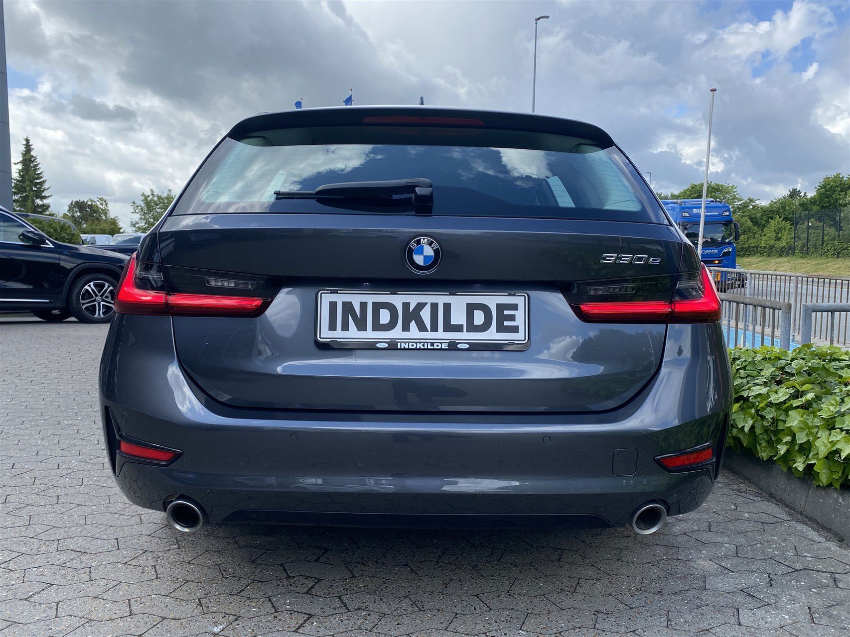 BMW 330e billede 5