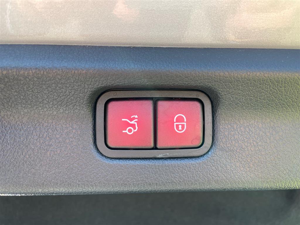 Mercedes-Benz EQE 300 billede 12