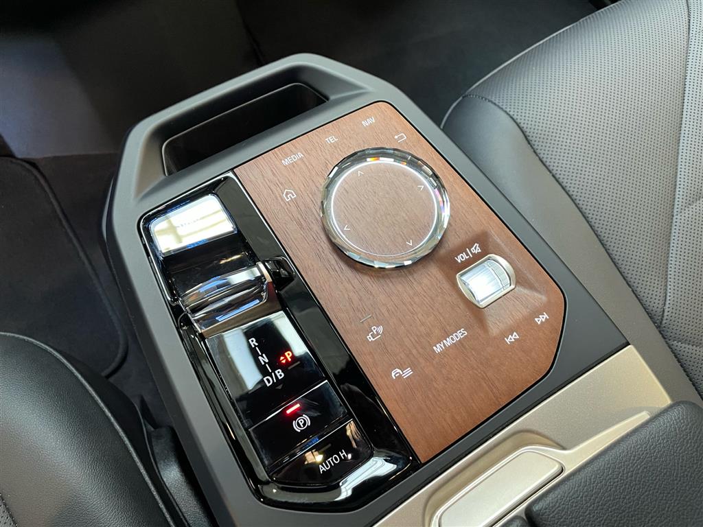 BMW iX billede 22