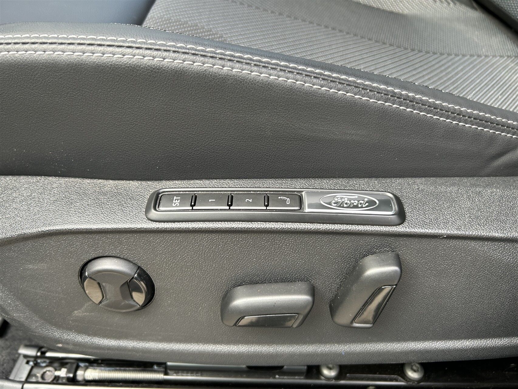 Ford Explorer billede 14