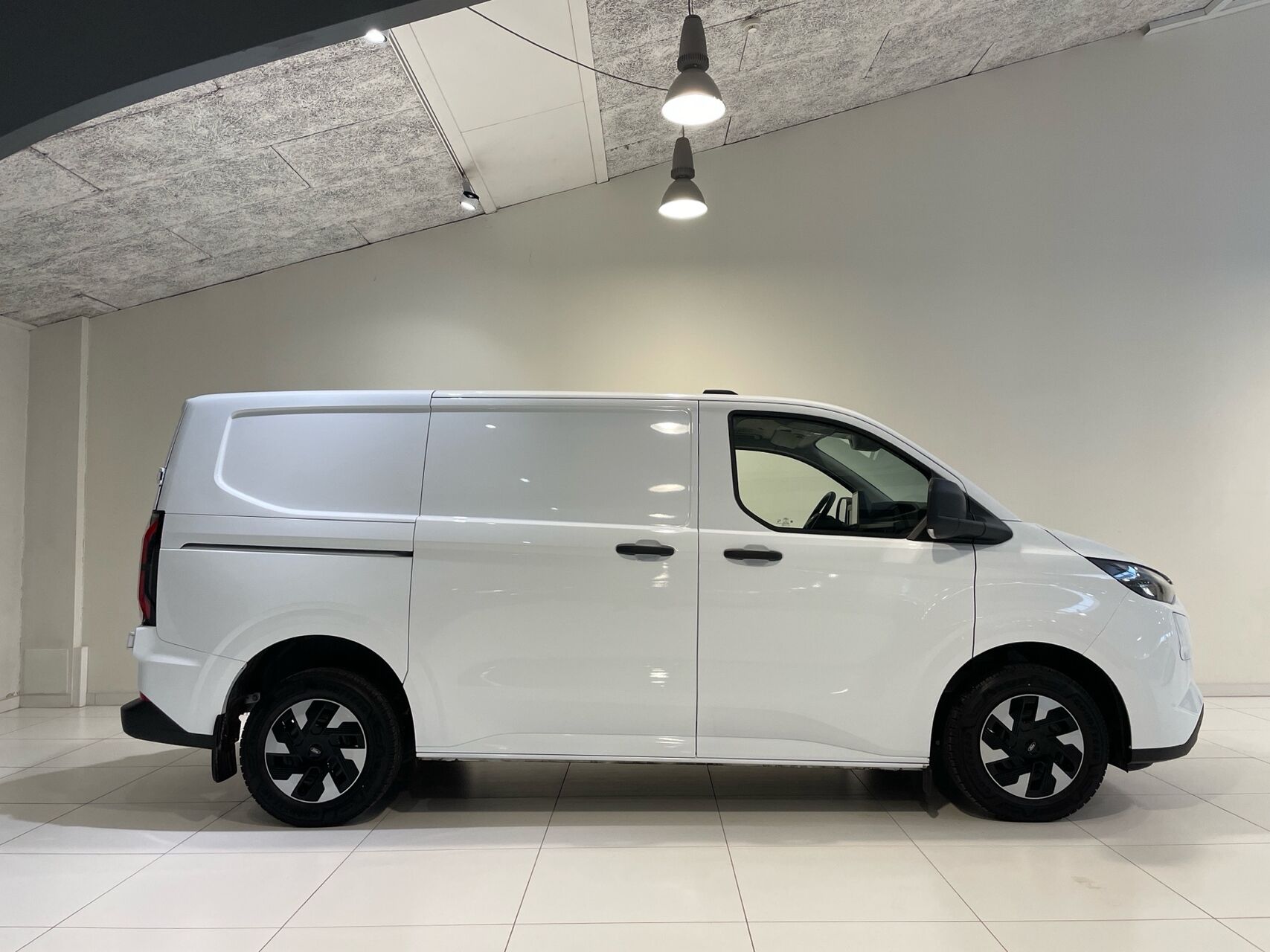 Ford E-Transit Custom billede 2