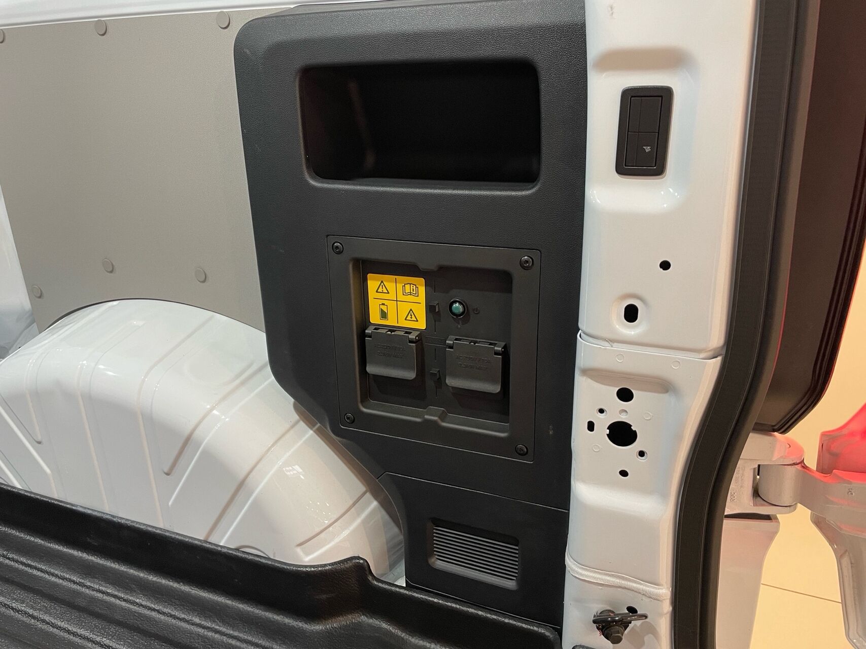 Ford E-Transit Custom billede 8