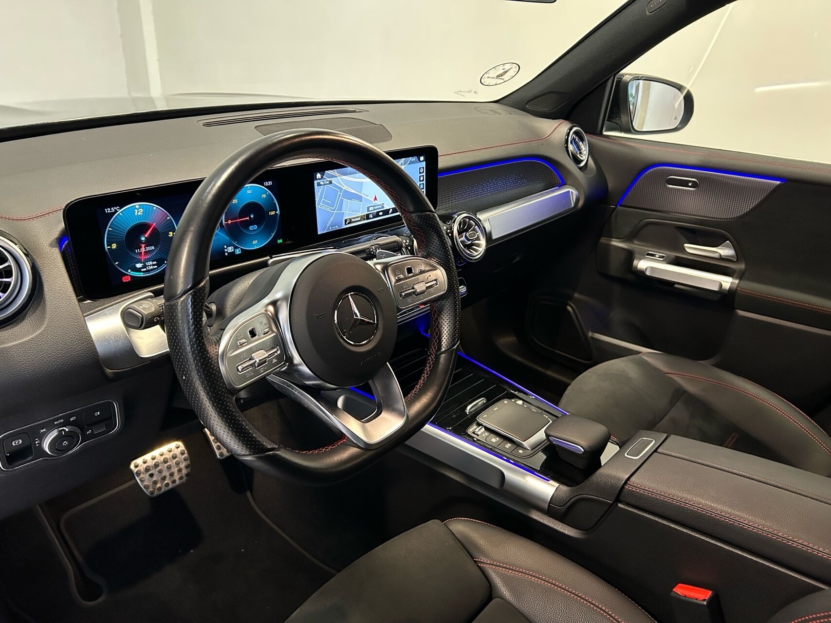 Mercedes-Benz EQB 300 billede 8