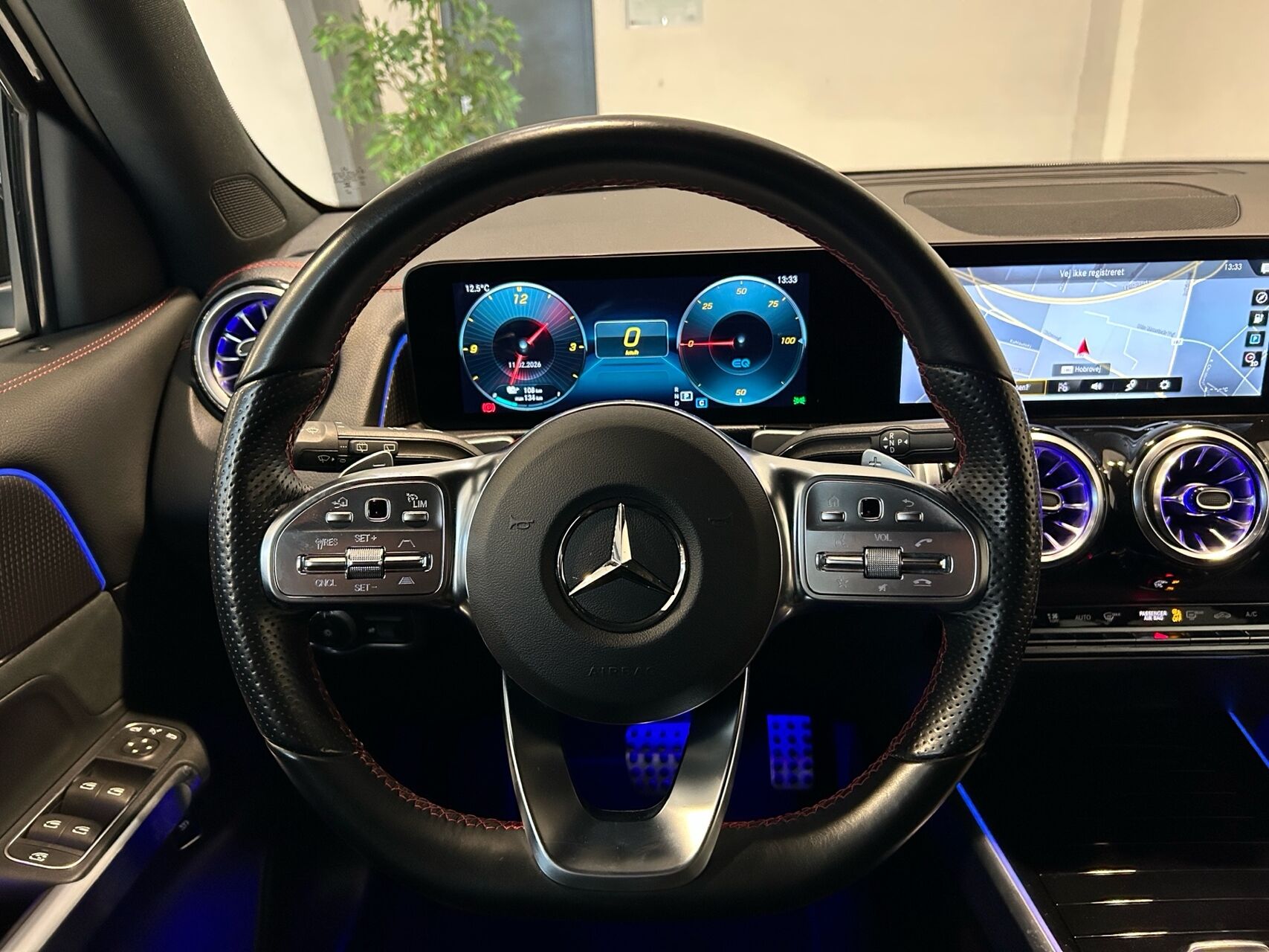 Mercedes-Benz EQB 300 billede 12