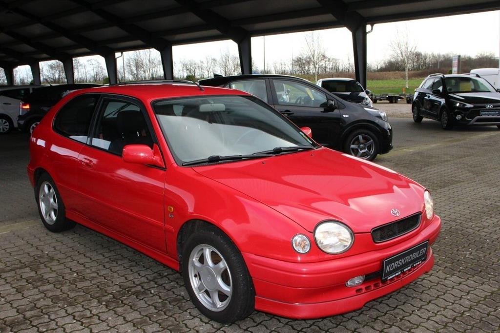 Toyota Corolla 1,6 G6 110HK 3d 6g