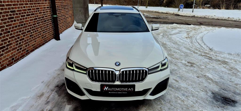 BMW 530e Touring 2,0 Plugin-hybrid M-Sport Steptronic 293HK Stc 8g Aut.