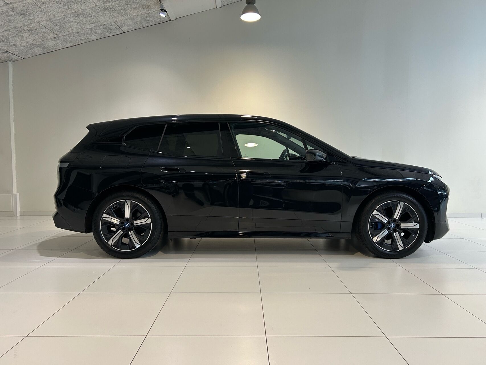 BMW iX billede 2