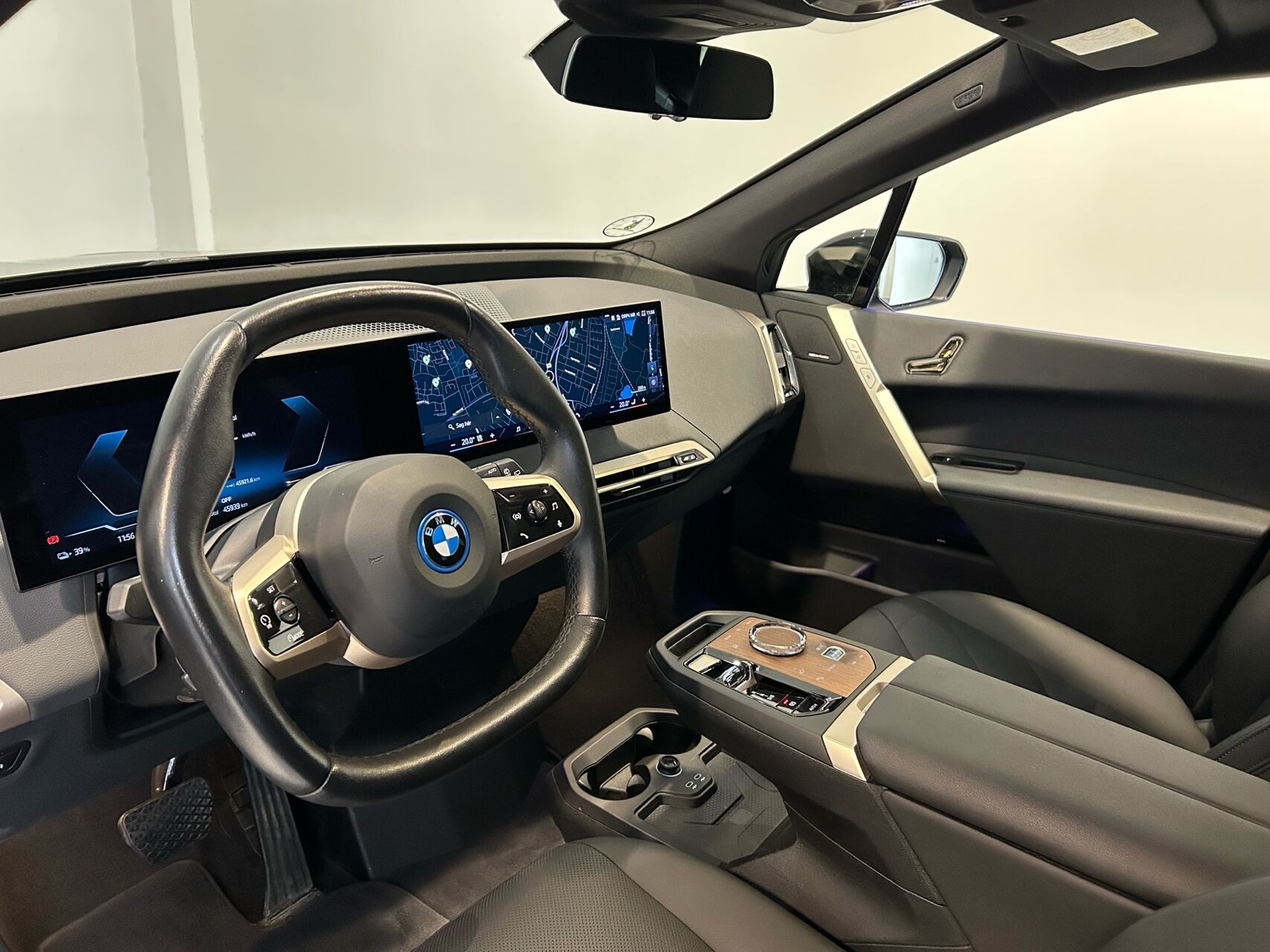 BMW iX billede 8