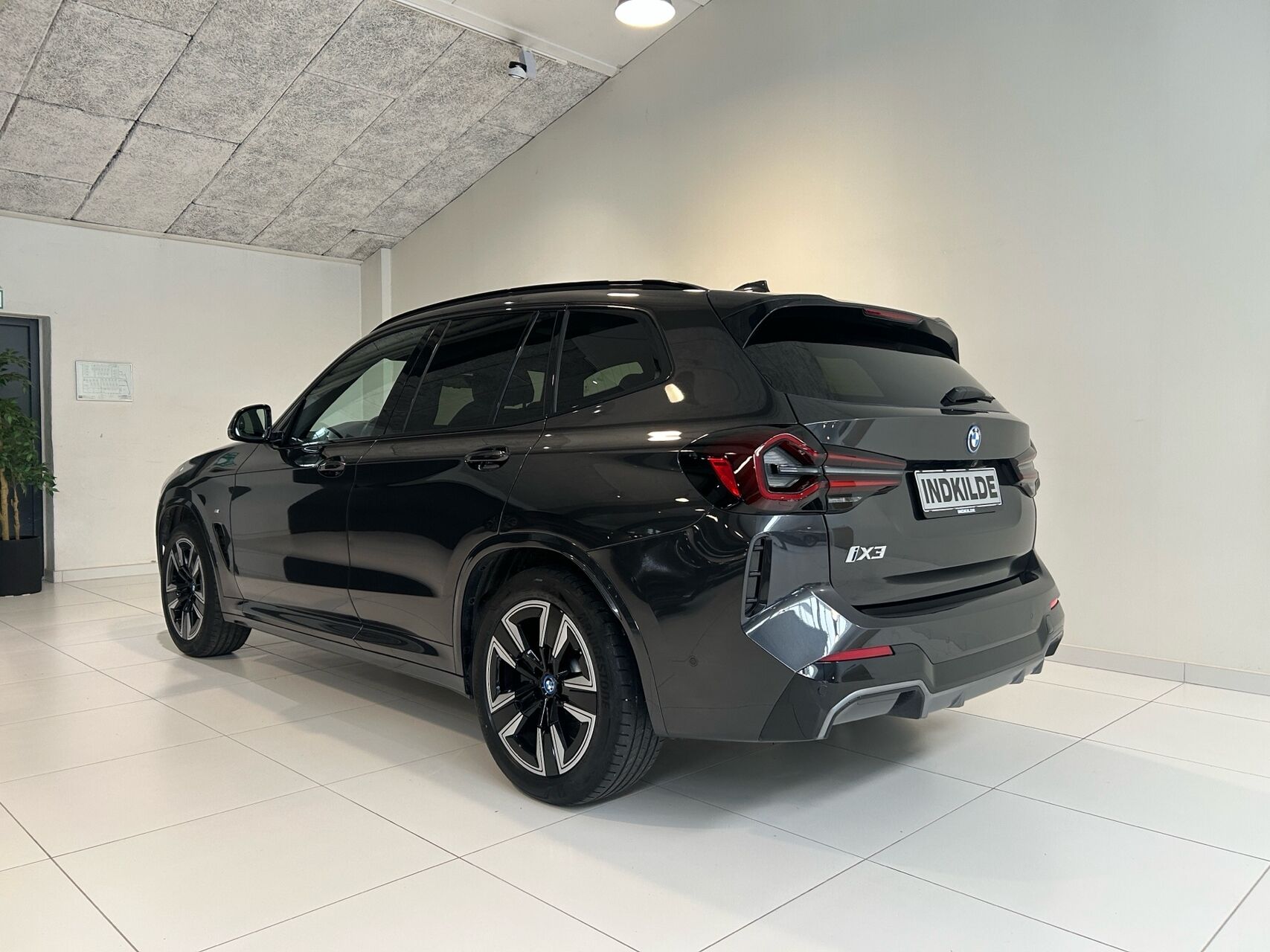 BMW iX3 billede 4