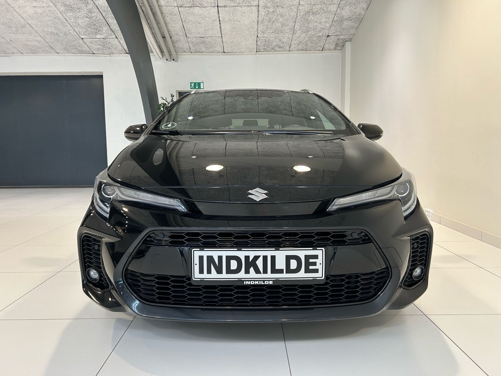 Suzuki Swace billede 3