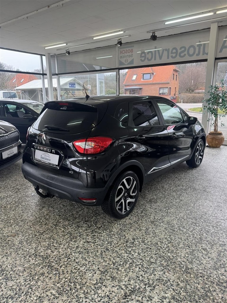 Renault Captur — 4