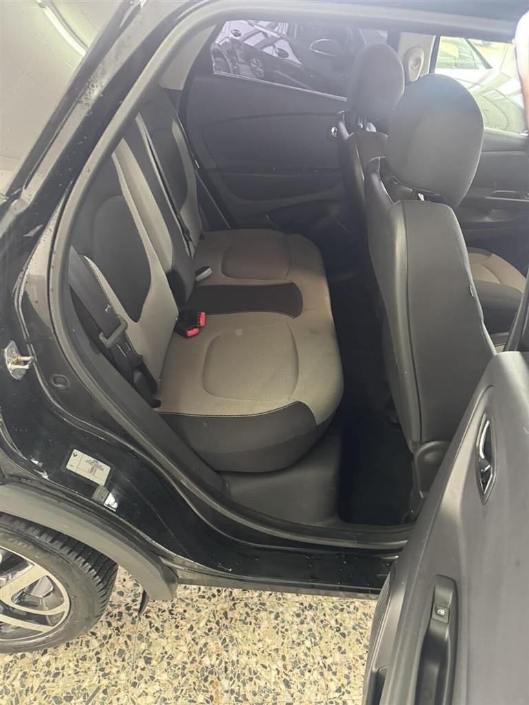 Renault Captur — 13