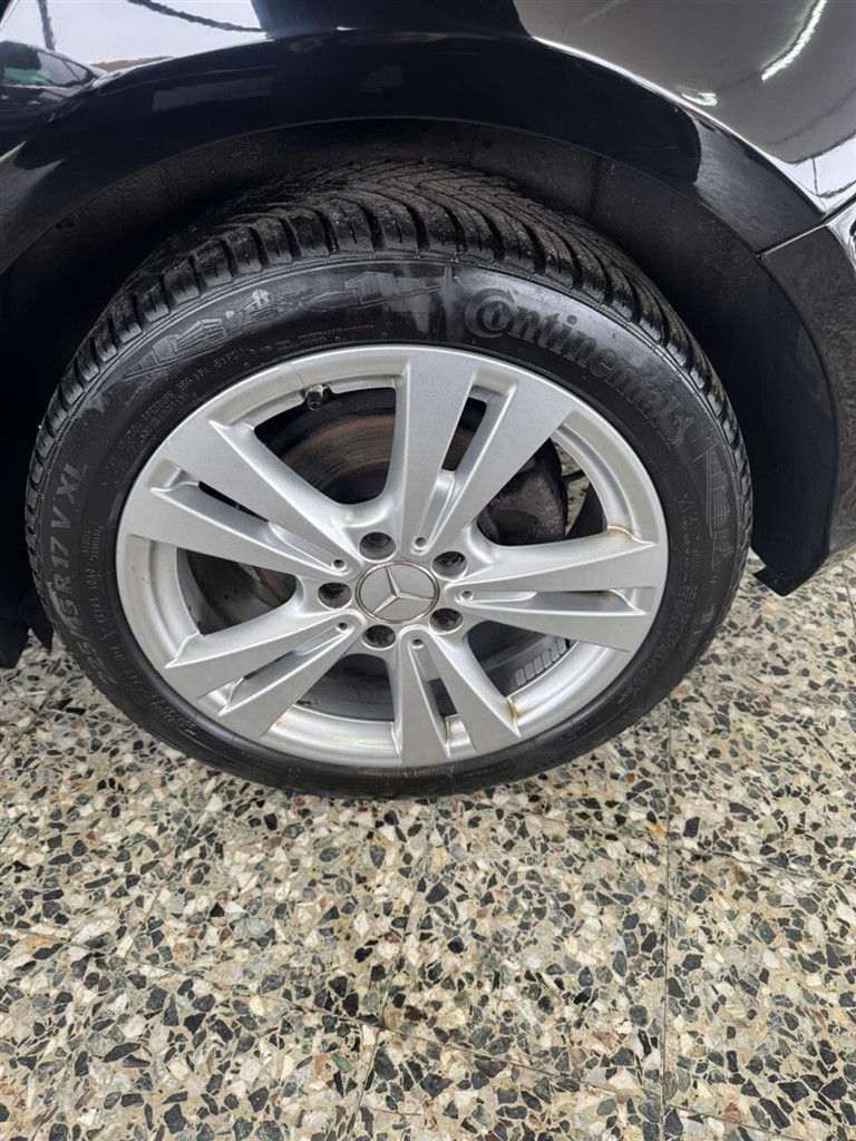 Mercedes-Benz A200 d — 11