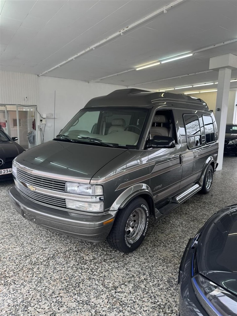 Chevrolet Astro