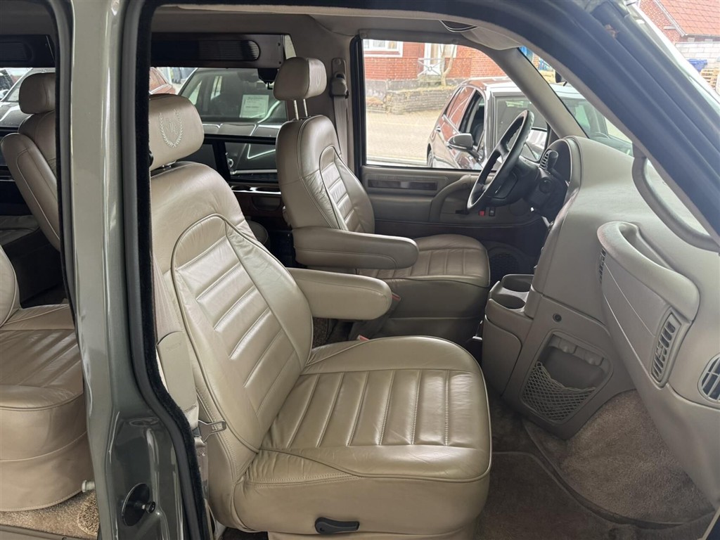 Chevrolet Astro — 10