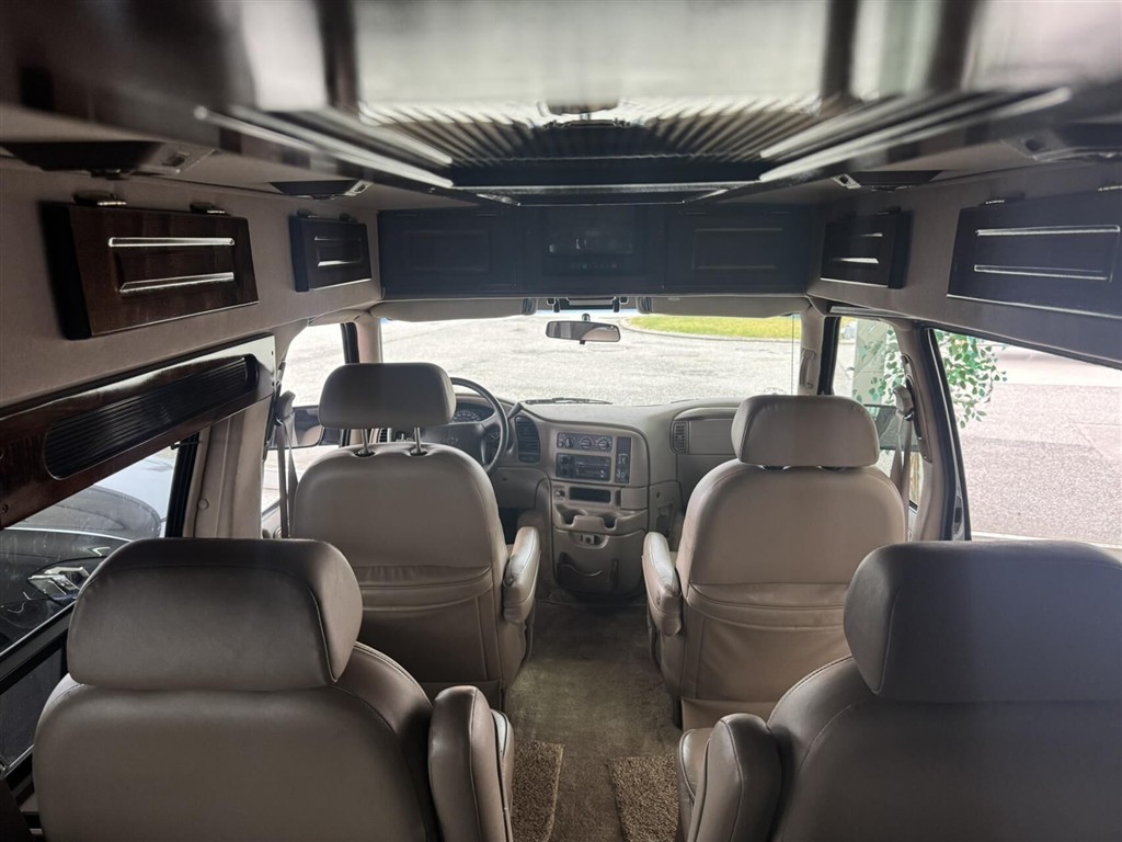 Chevrolet Astro — 14