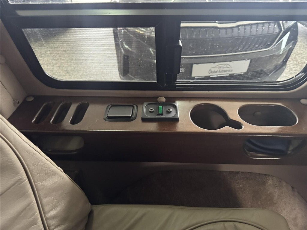 Chevrolet Astro — 18