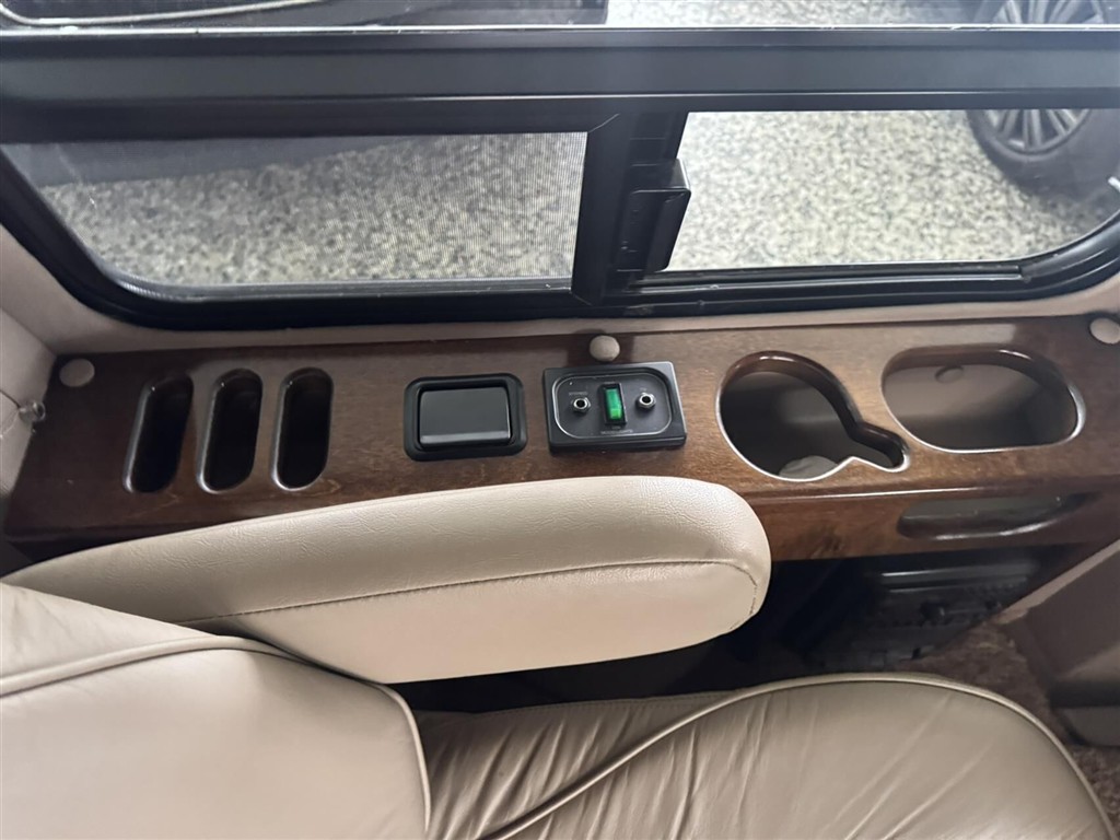 Chevrolet Astro — 19
