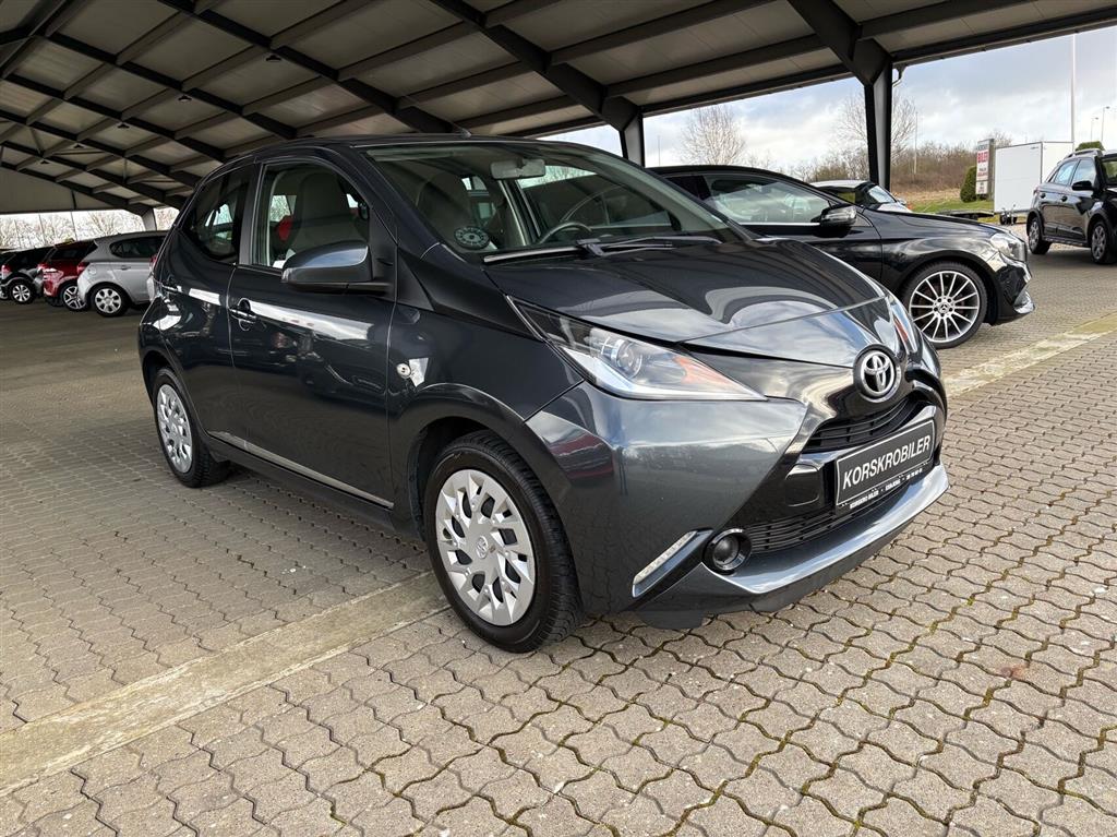 Toyota Aygo 1,0 VVT-I X-Play Flash 69HK 5d