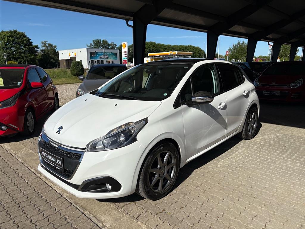 Peugeot 208 1,6 BlueHDi Desire Sky 100HK 5d