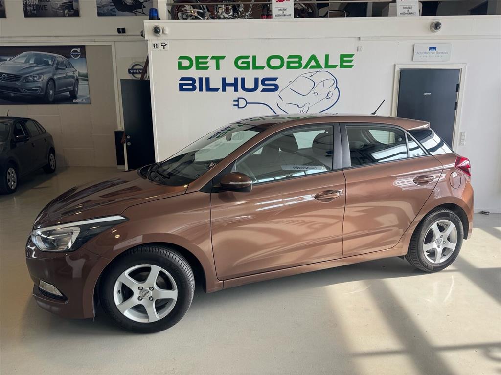 Hyundai i20 1,25 Fresh 84HK 5d