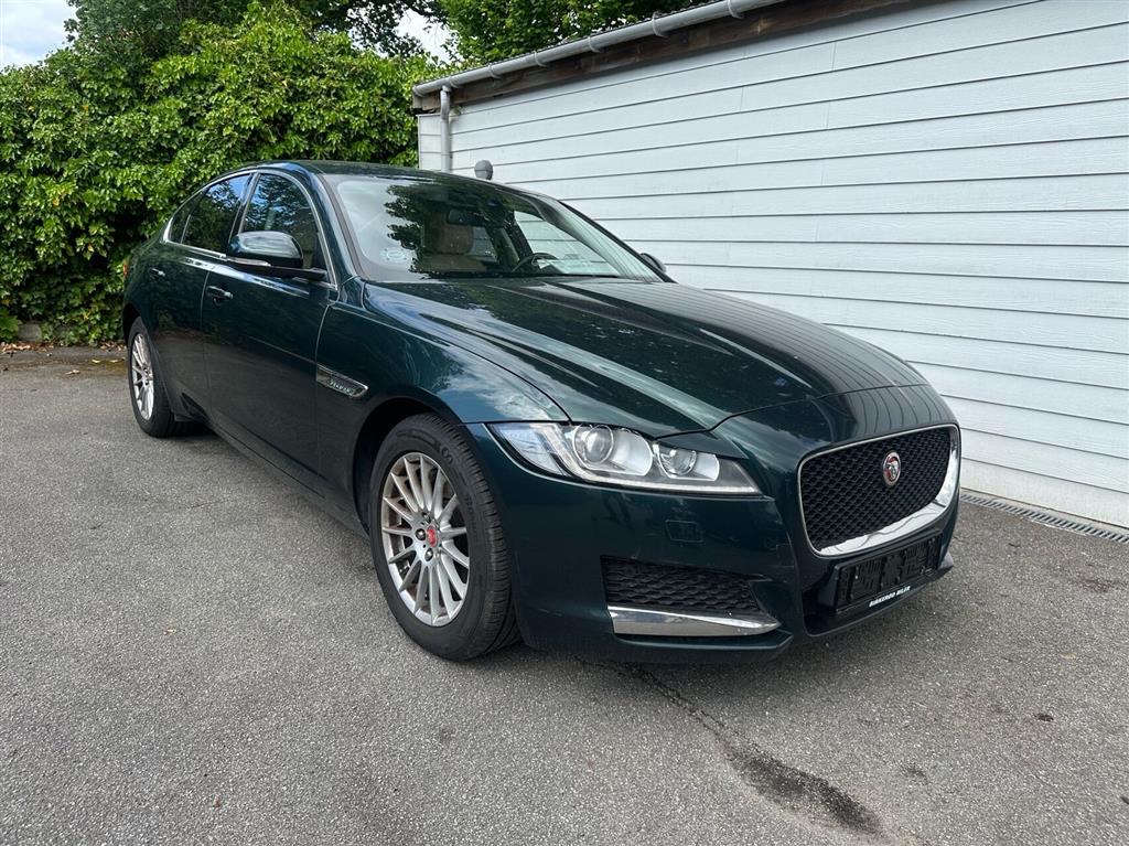 Jaguar XF 2,0 i4 Prestige 180HK 8g Aut.