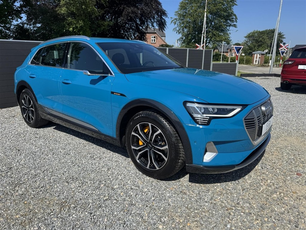Audi E-tron — 3