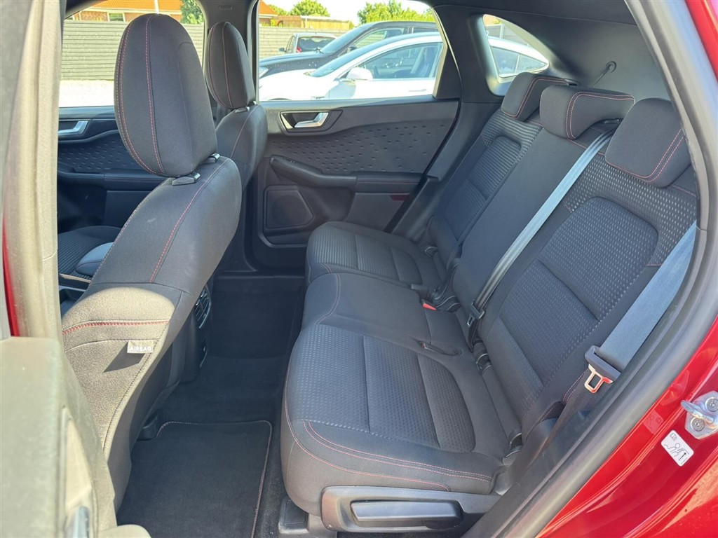 Ford Kuga — 10