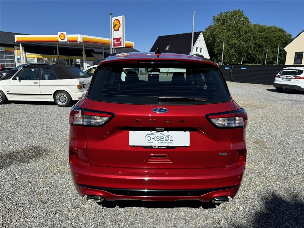 Ford Kuga — 7