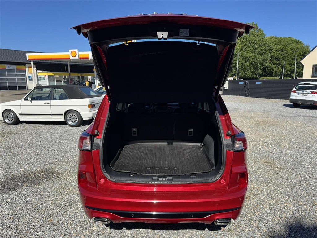 Ford Kuga — 8