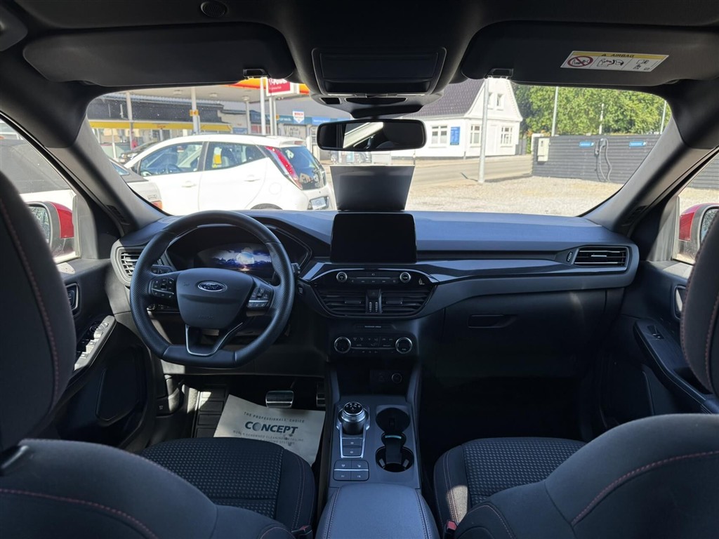 Ford Kuga — 12