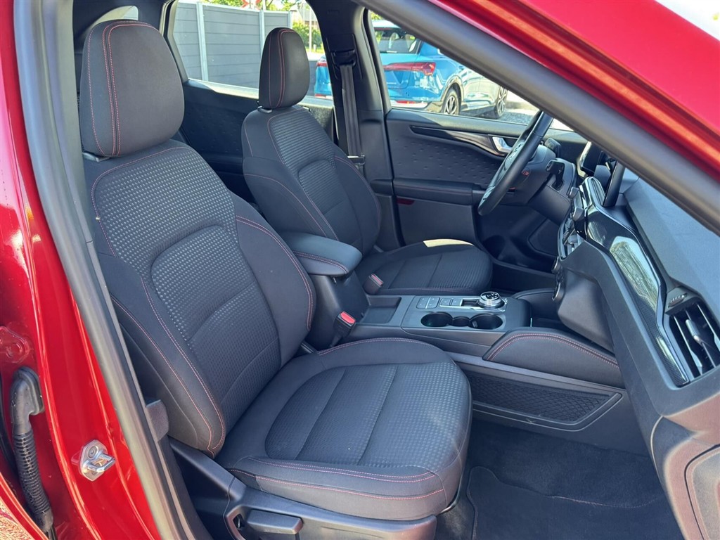 Ford Kuga — 14