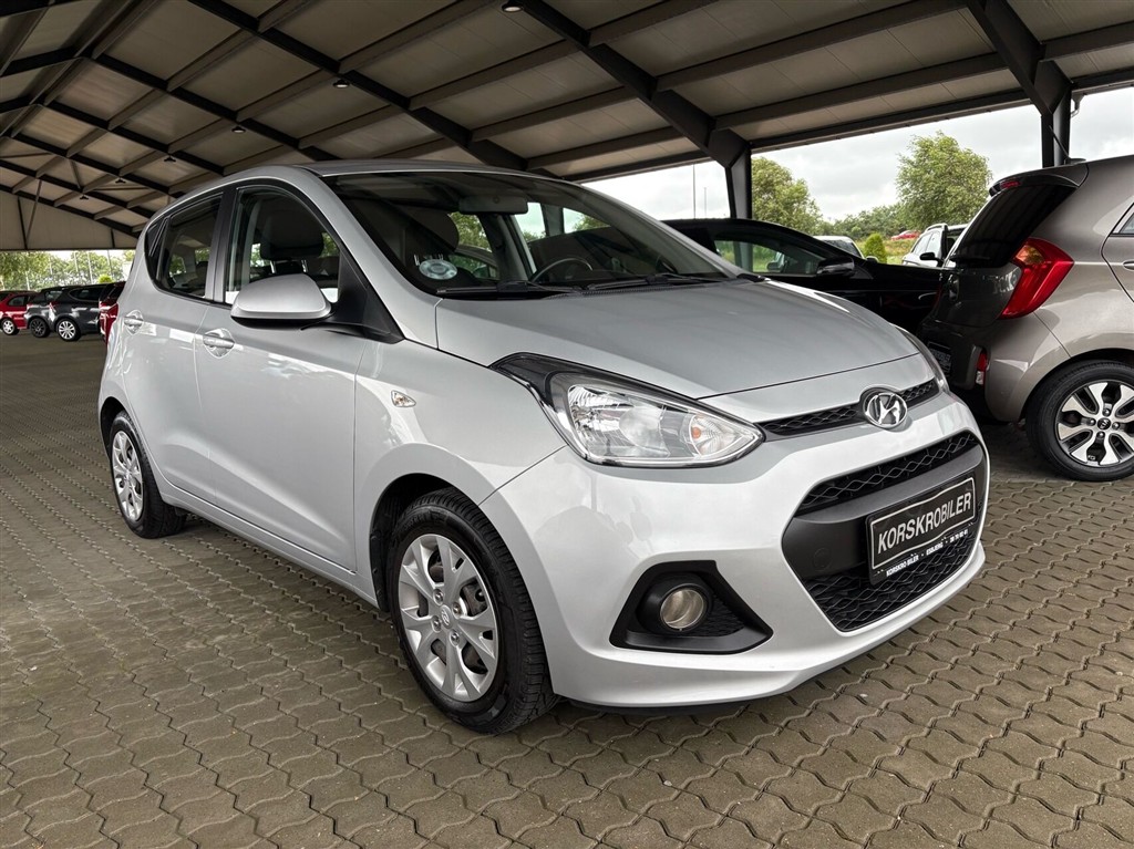 Hyundai i10 1,25 Comfort Air 86HK 5d