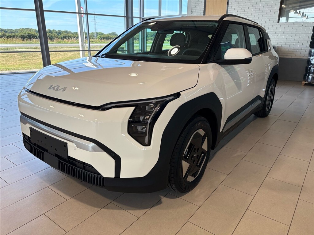 Kia EV3 Long Range Access 204HK 5d Aut.