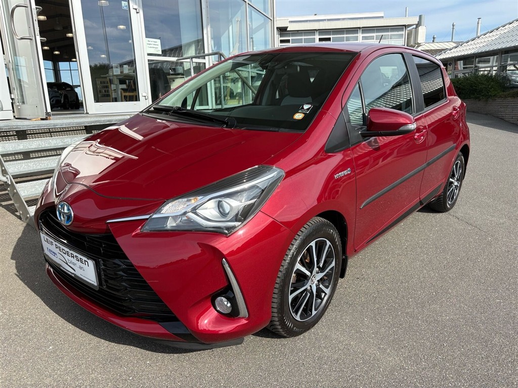Toyota Yaris 1,5 Hybrid H2 Premium E-CVT 100HK 5d Trinl. Gear