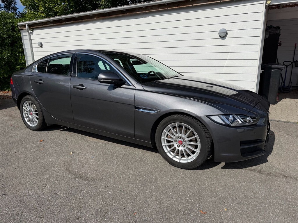 Jaguar XE 2,0 D Pure 163HK 8g Aut.