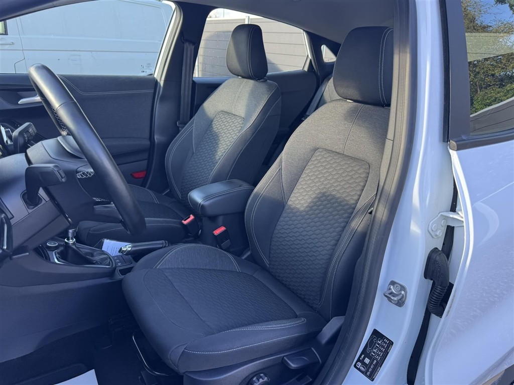Ford Puma — 12