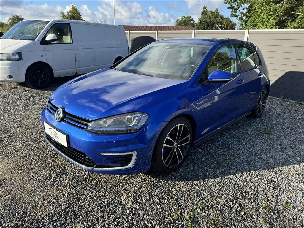 VW Golf — 2