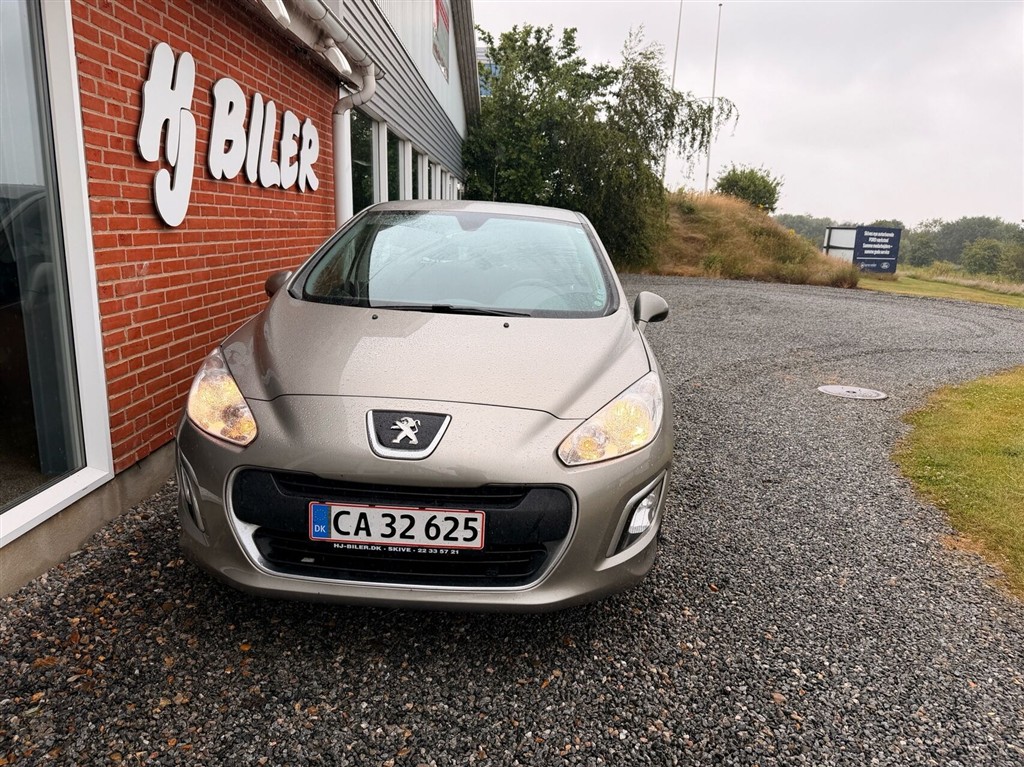 Peugeot 308 1,6 HDI Access 92HK 5d