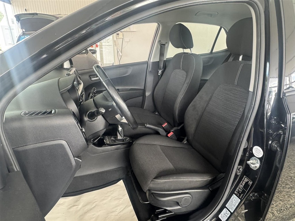 Kia Picanto — 8