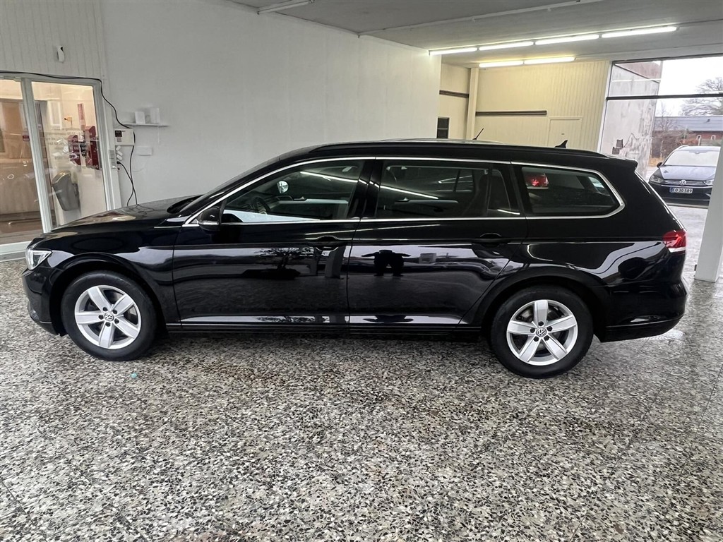 VW Passat — 5